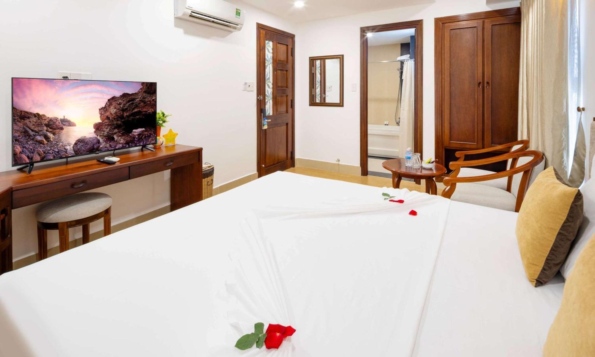 The Summer Hotel Нячанг Экстерьер фото